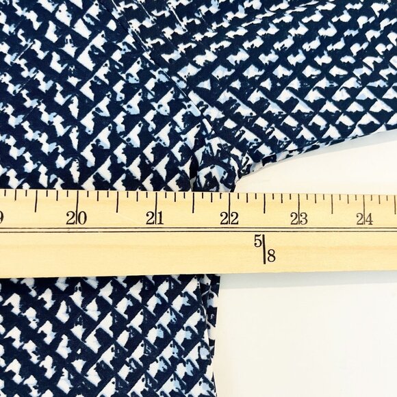 Cocomo Woman Navy Blue & White Geometric Print Jersey Knit Blouse Size 1X - Picture 6 of 7